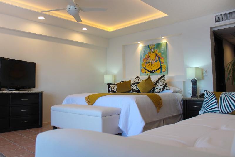 Hotel Delfin Puerto Vallarta Exterior photo
